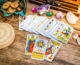Descubra o Poder Transformador do Tarot: Conecte-se com a Sua Verdadeira Ess�ncia